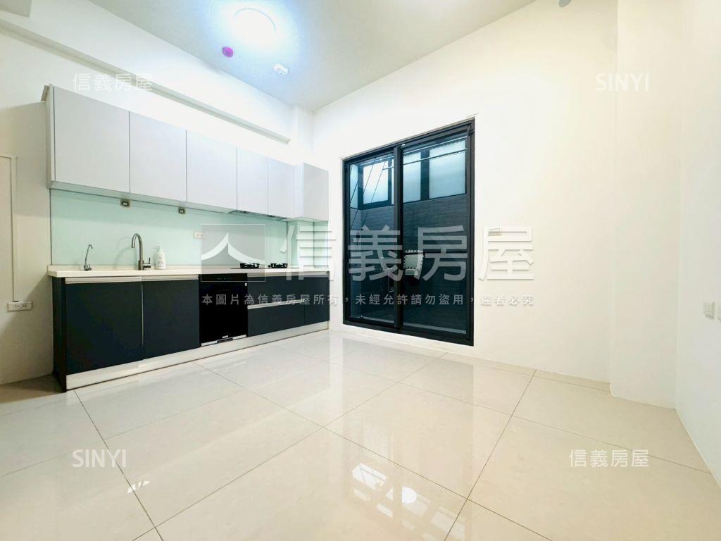 佳里採光質感車墅房屋室內格局與周邊環境