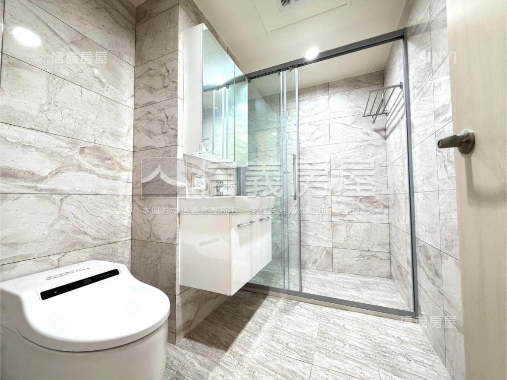 市政１號院˙高樓層平車位房屋室內格局與周邊環境