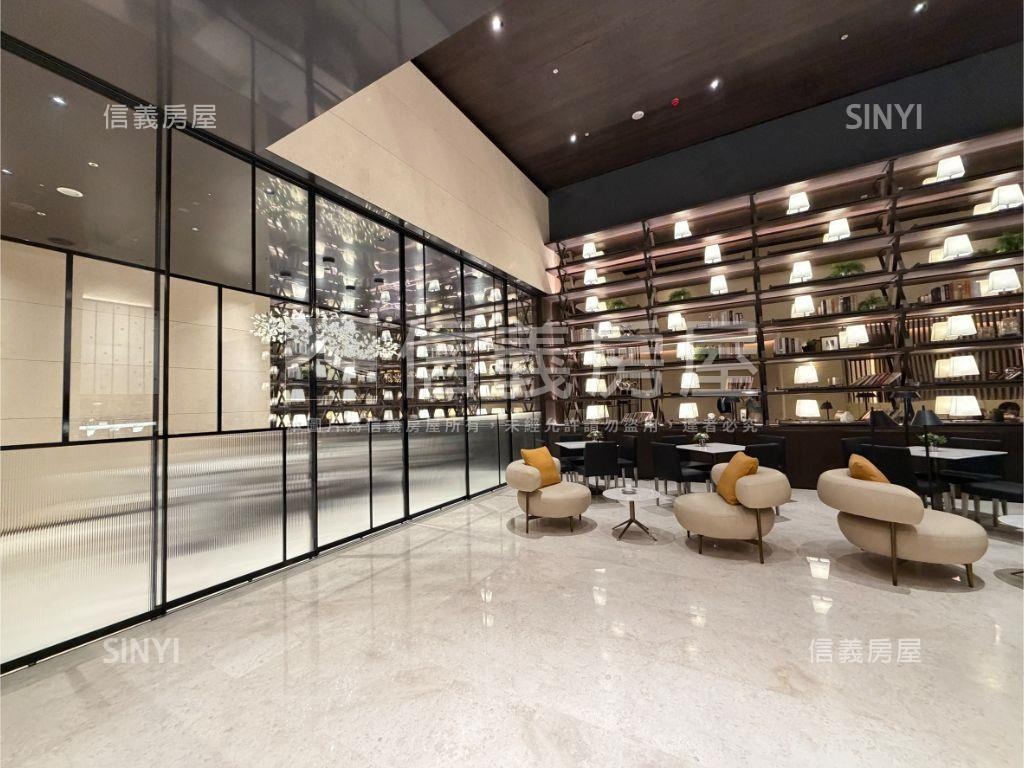 市政１號院˙高樓層平車位房屋室內格局與周邊環境