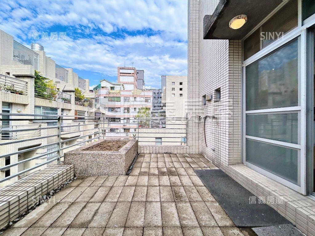 漢口商圈建築師日式邊間墅房屋室內格局與周邊環境