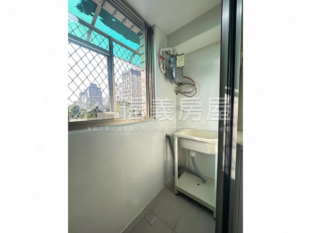 和平實小美妝二房房屋室內格局與周邊環境