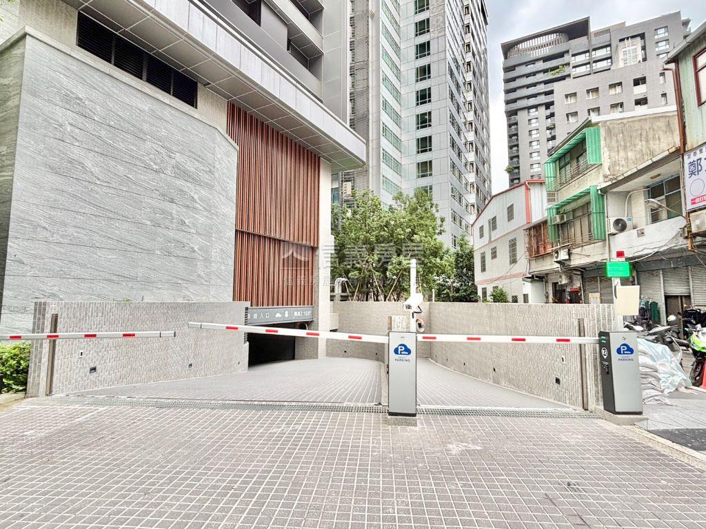 仰星殿邊間兩房平車露台戶房屋室內格局與周邊環境