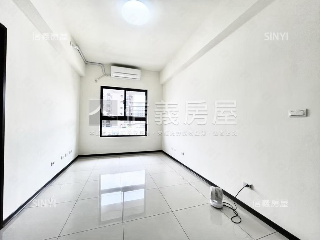 專任金橙拾穗電梯方正兩房房屋室內格局與周邊環境