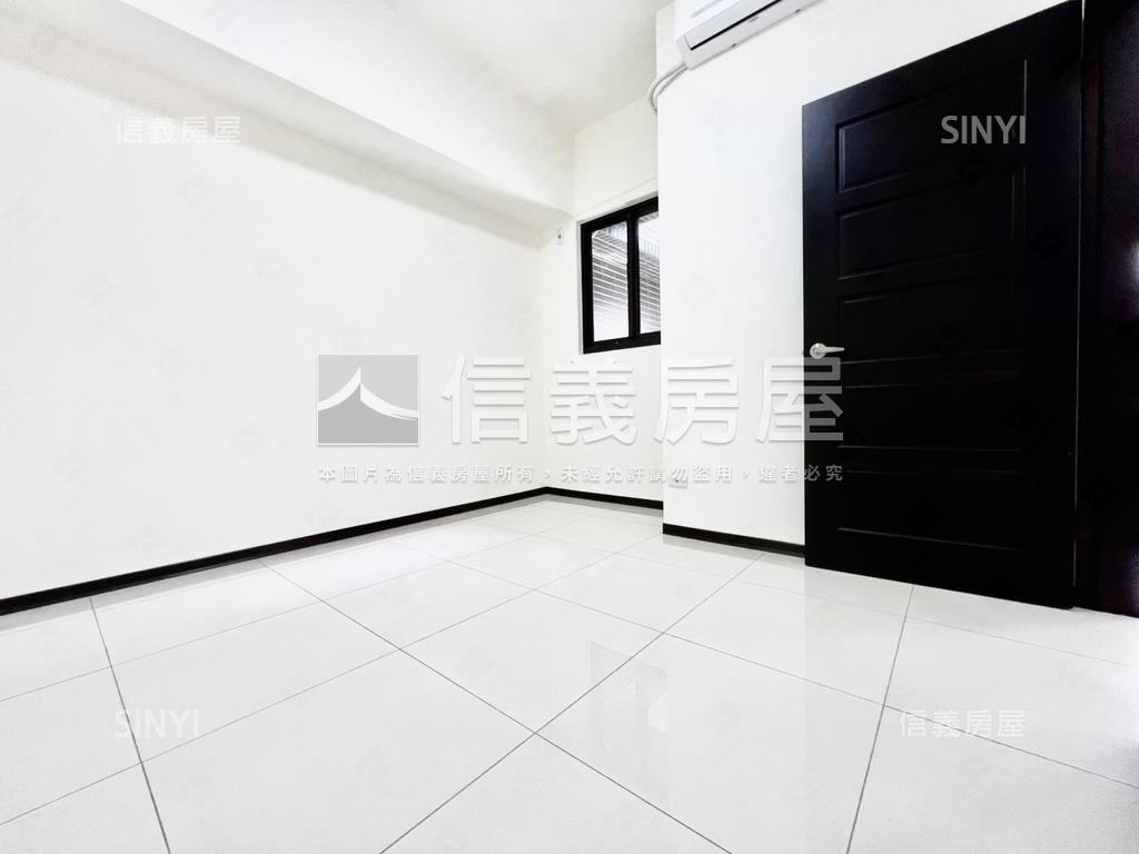 專任金橙拾穗電梯方正兩房房屋室內格局與周邊環境