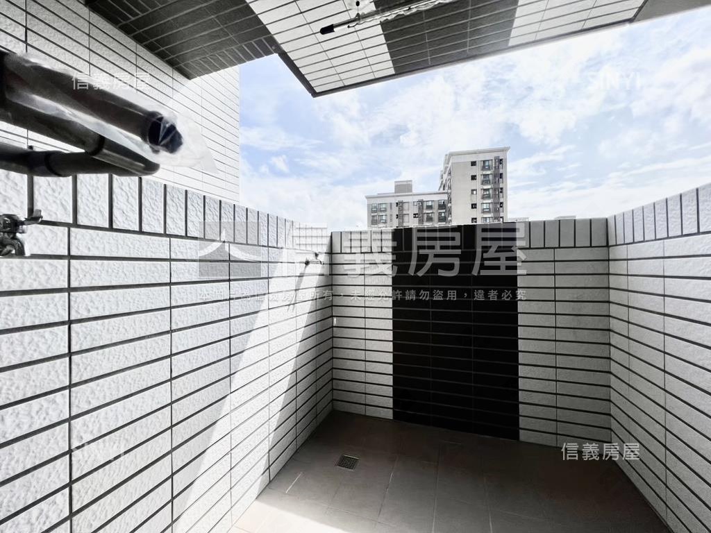 專任金橙拾穗電梯方正兩房房屋室內格局與周邊環境