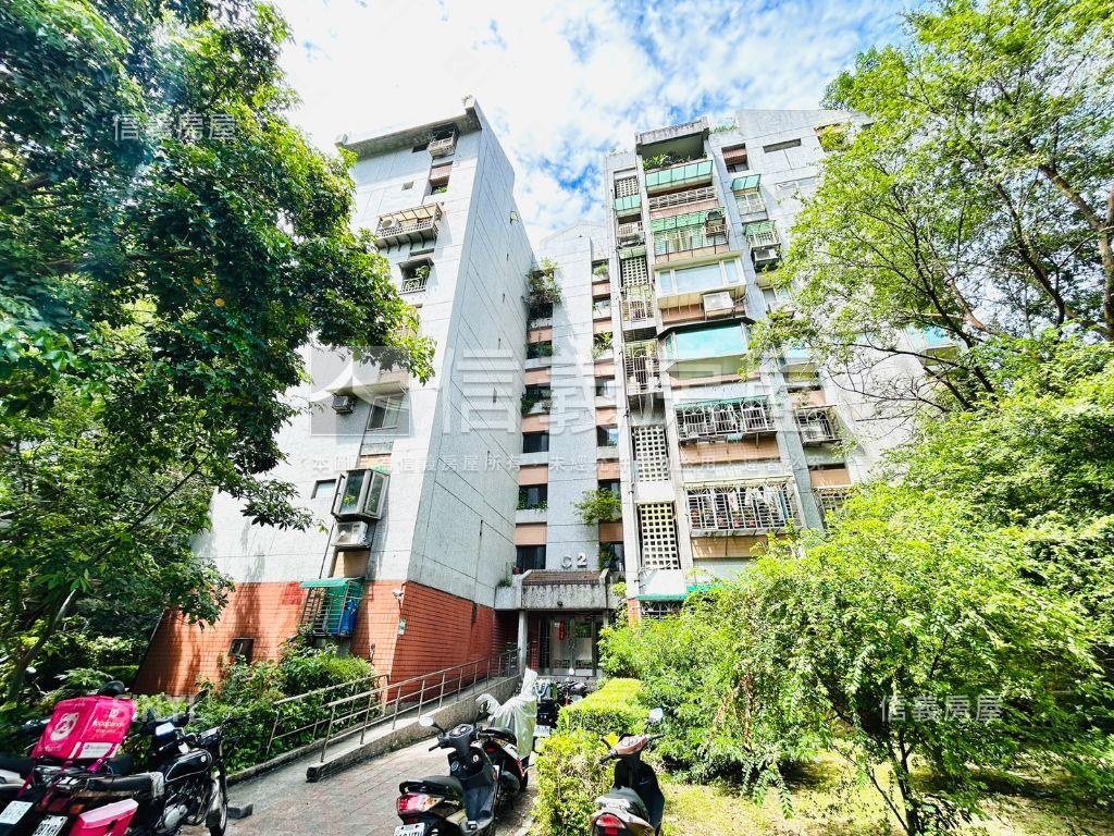麥帥Ｃ區‧美妝次高樓房屋室內格局與周邊環境
