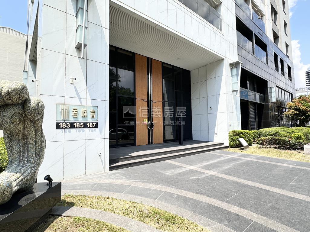 君峰會。次頂晨曦。雙車位房屋室內格局與周邊環境
