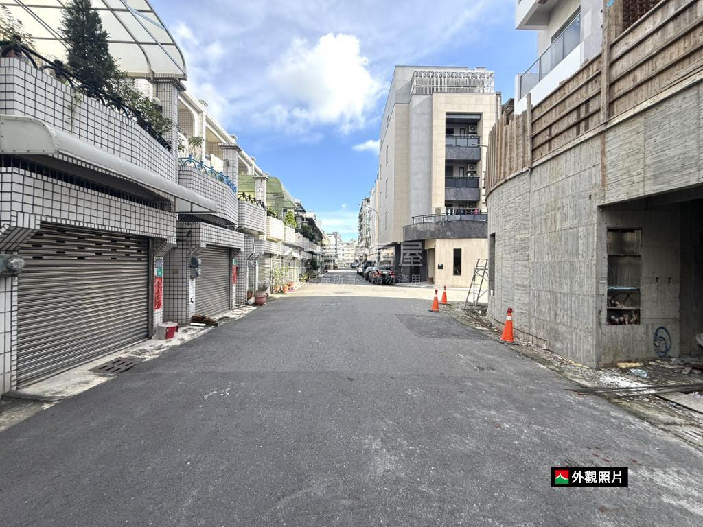 永華路全新雙車墅Ａ房屋室內格局與周邊環境