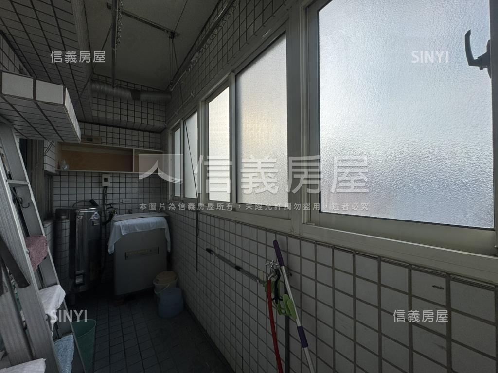 龍邦稀有三房平車房屋室內格局與周邊環境