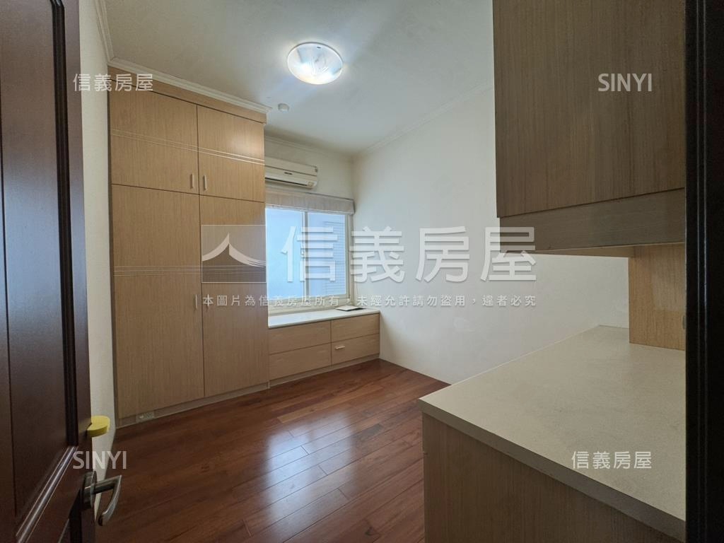 龍邦稀有三房平車房屋室內格局與周邊環境