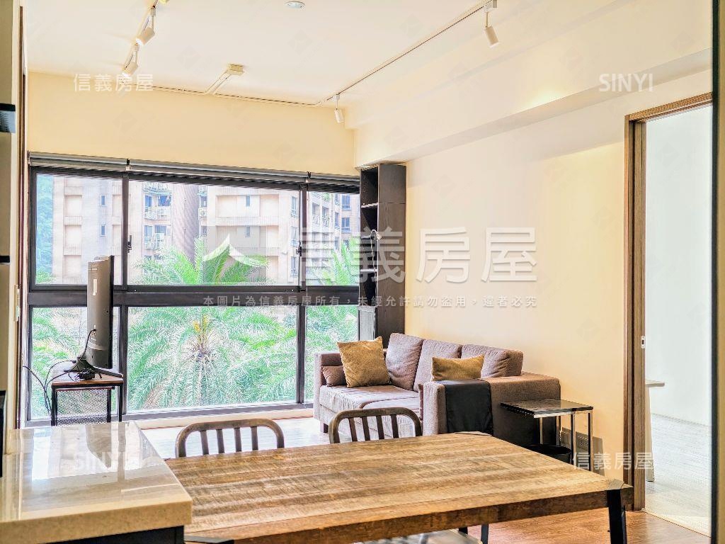 國美典藏樹景３房車位房屋室內格局與周邊環境