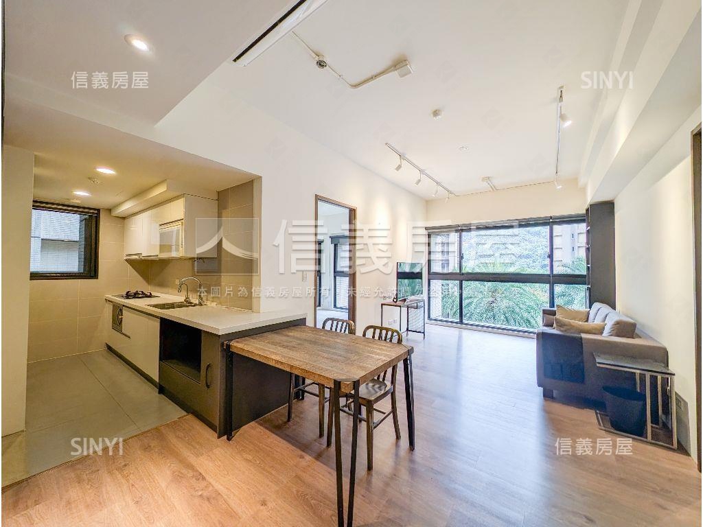 國美典藏樹景３房車位房屋室內格局與周邊環境