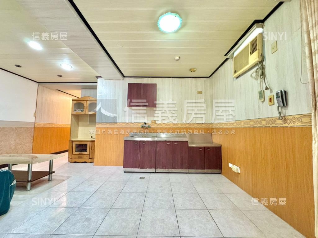 近捷運站低總價兩房房屋室內格局與周邊環境