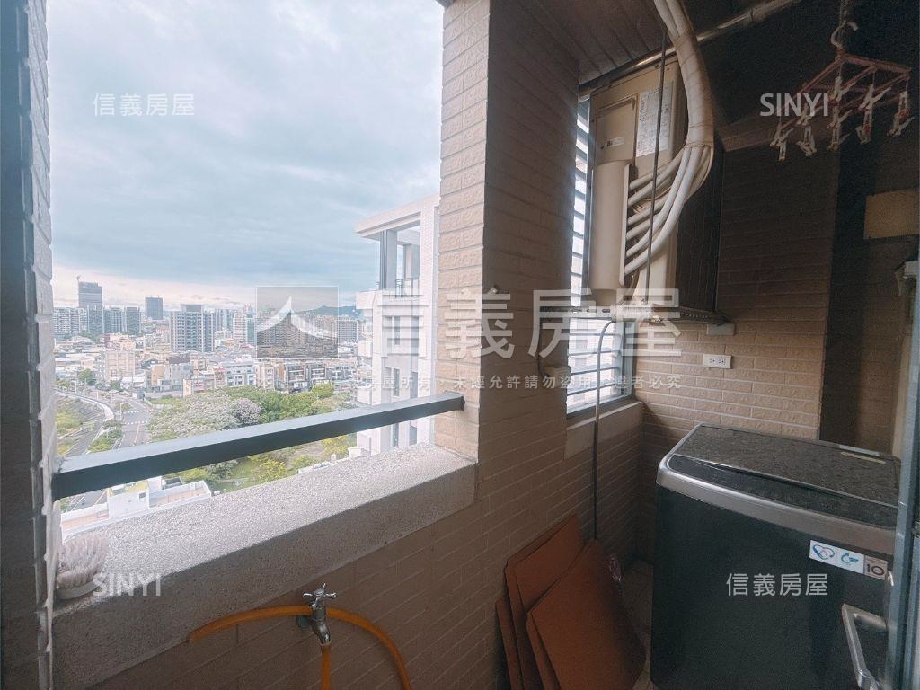 十期美視野附雙車位房屋室內格局與周邊環境
