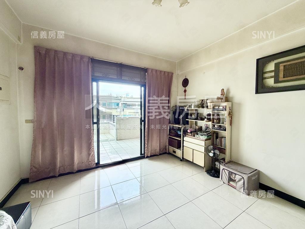 鳥語花香正路大坪車庫美透房屋室內格局與周邊環境