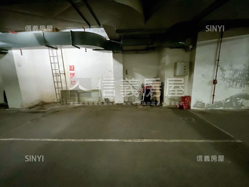 推薦！裝潢美三房平車房屋室內格局與周邊環境