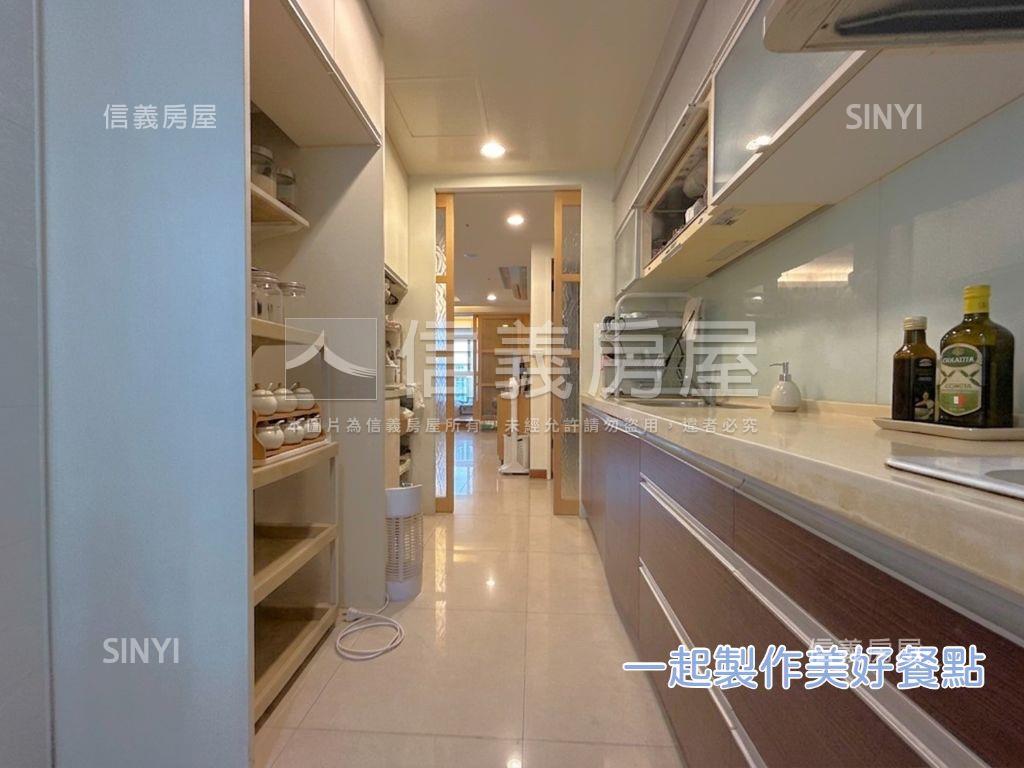 ⚝水花園Ｃ棟景觀４房車位房屋室內格局與周邊環境