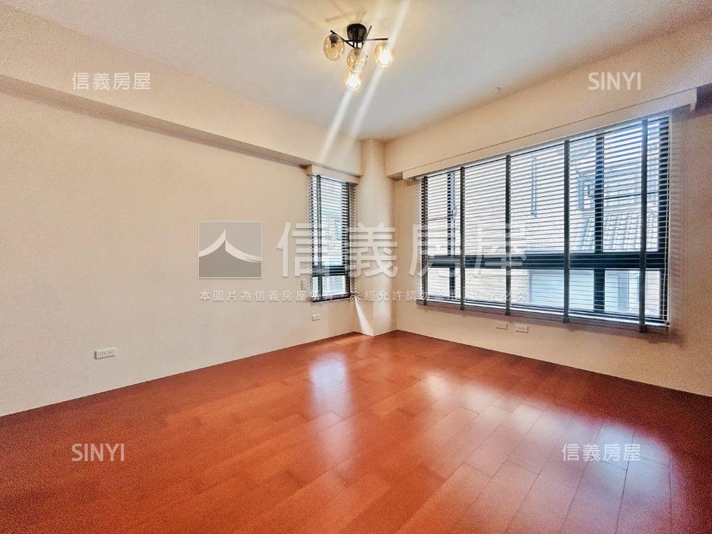 精銳仰極Ａ★五房電梯別墅房屋室內格局與周邊環境