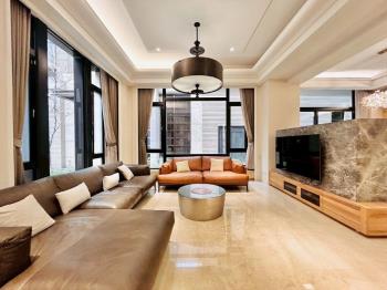 精銳仰極Ａ★五房電梯別墅