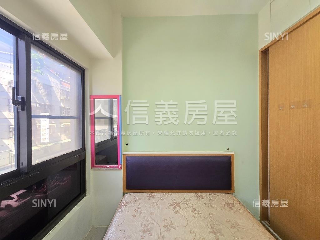 專任鼎上苑兩房邊間房屋室內格局與周邊環境