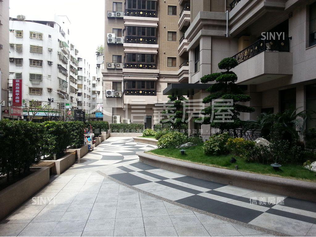 專任鼎上苑兩房邊間房屋室內格局與周邊環境