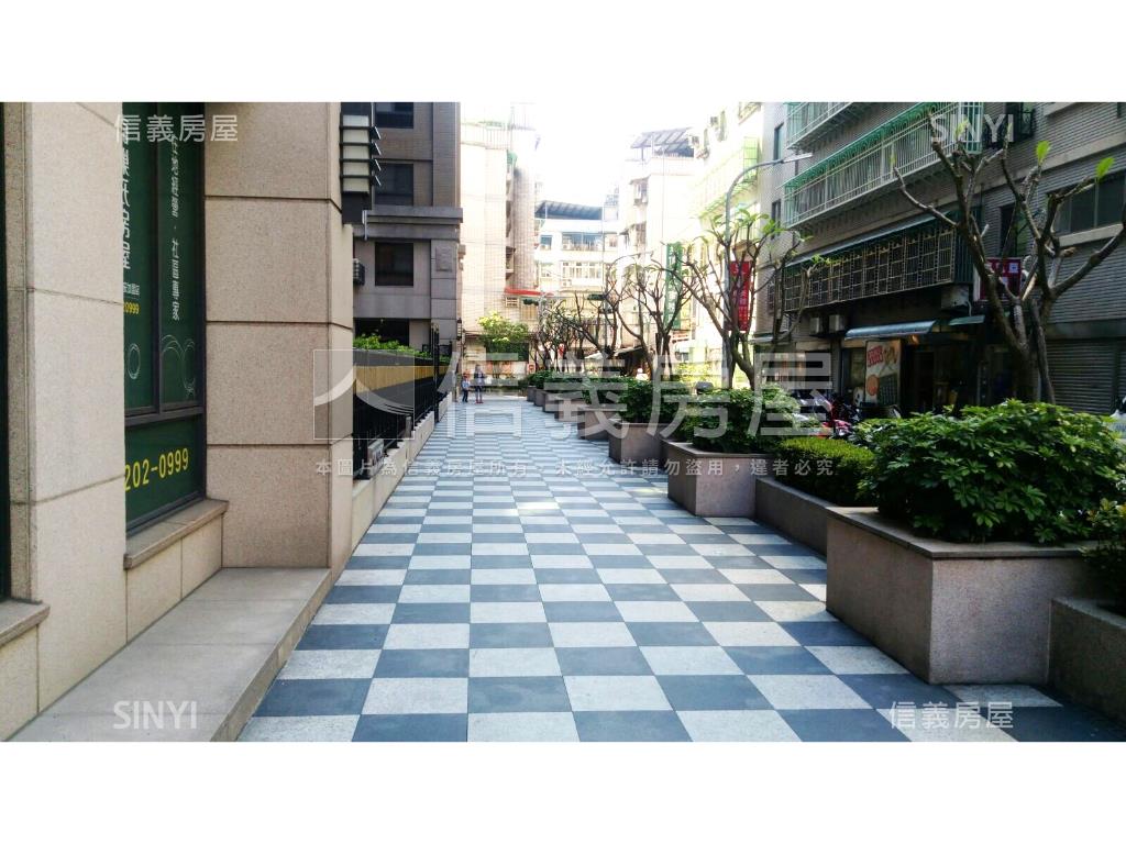 專任鼎上苑兩房邊間房屋室內格局與周邊環境