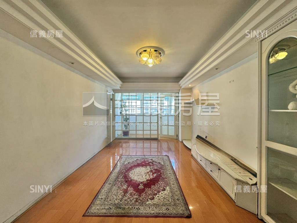 天母公園旁社區美廈房屋室內格局與周邊環境