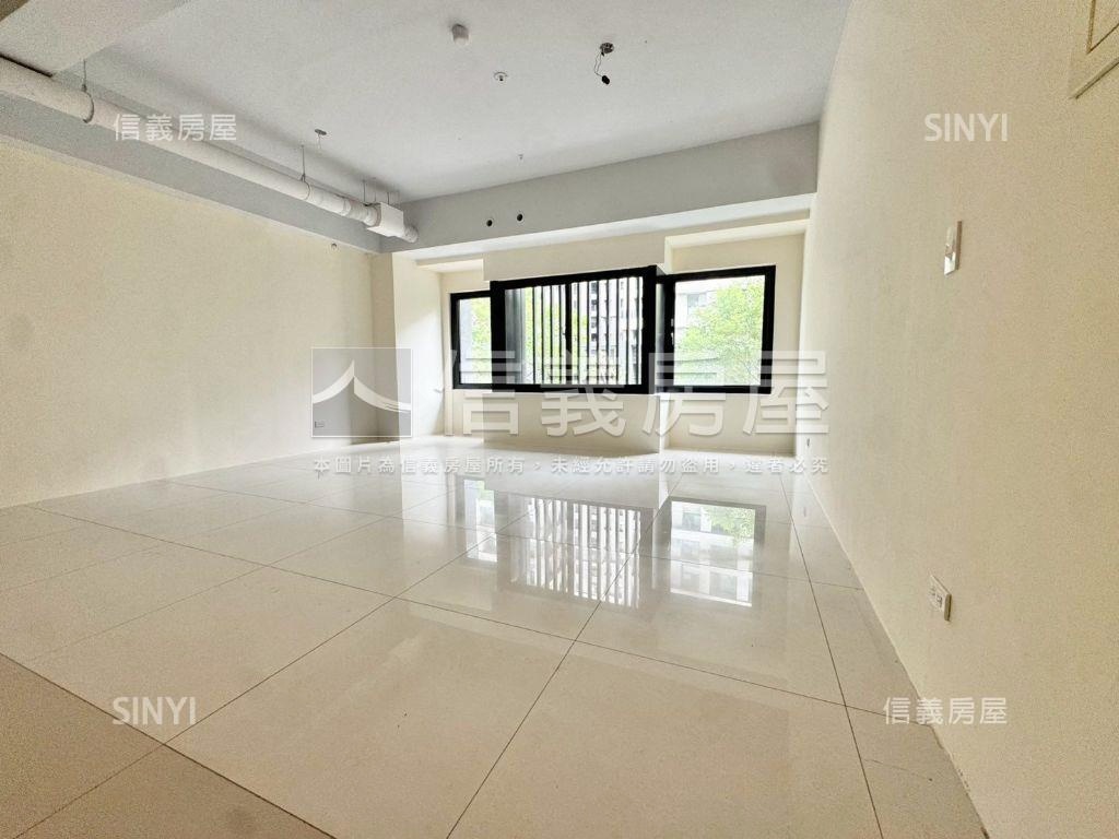 【東方之星】稀有店面房屋室內格局與周邊環境