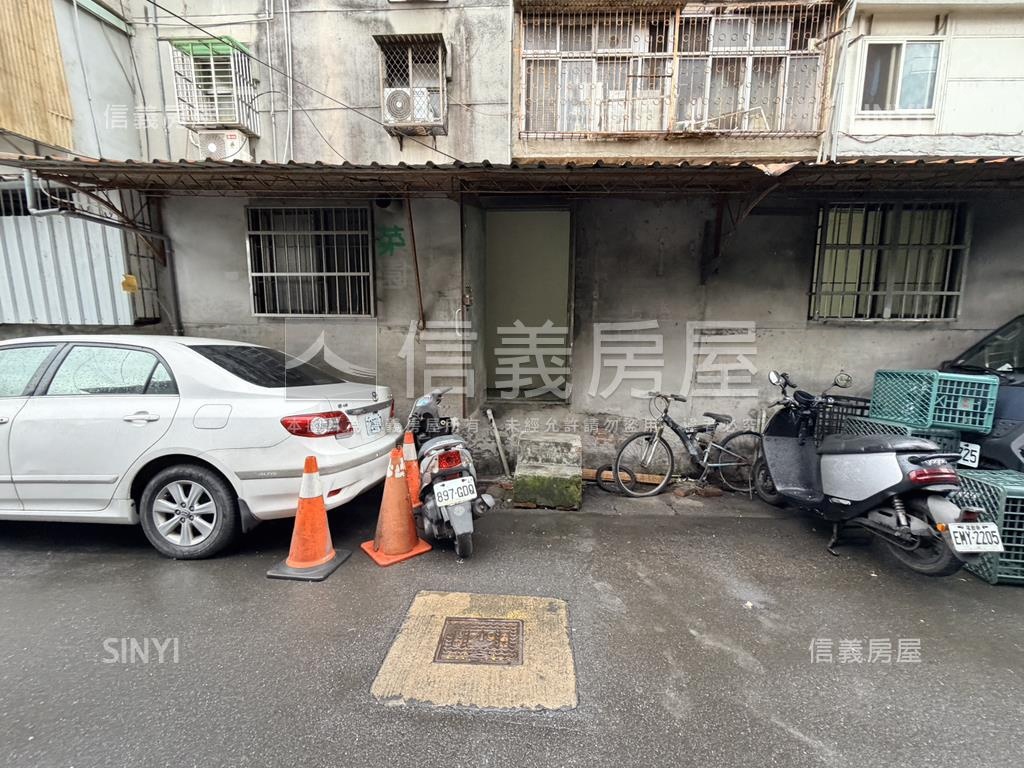 員山市場可變雙店面房屋室內格局與周邊環境