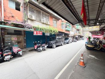 員山市場店面