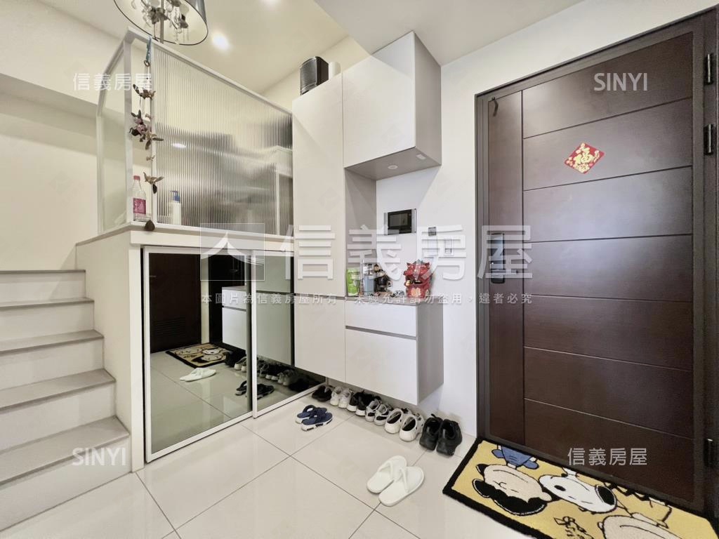 微笑世界朝南採光平車房屋室內格局與周邊環境