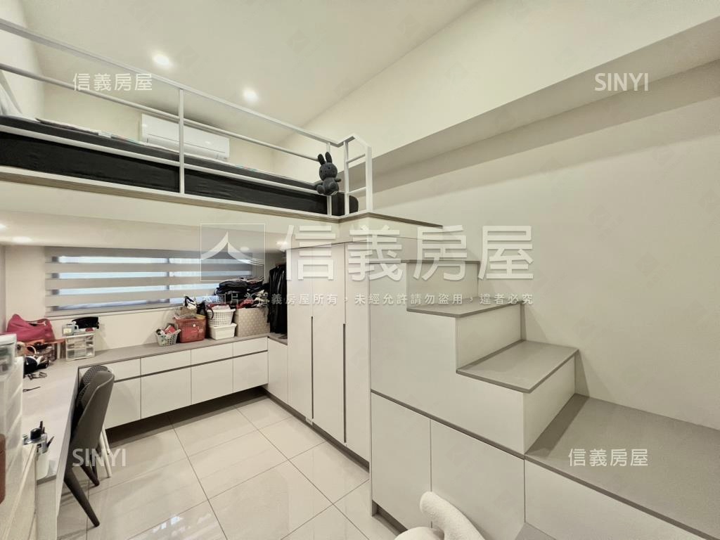 微笑世界朝南採光平車房屋室內格局與周邊環境