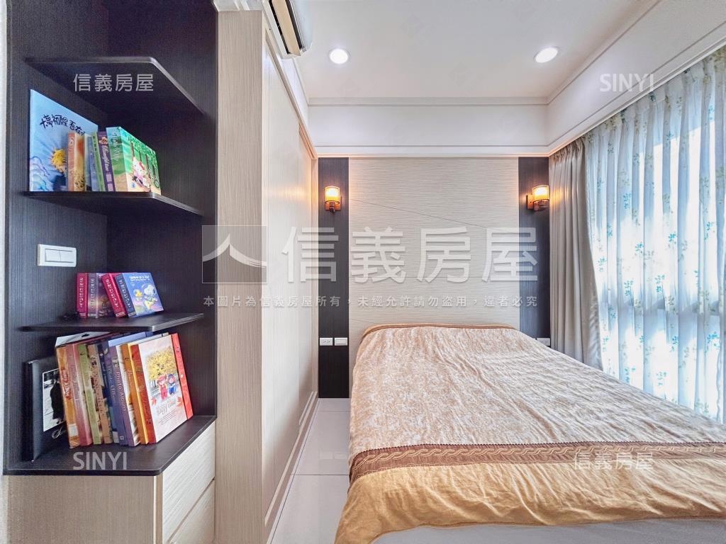 精美前後陽台大三房車位房屋室內格局與周邊環境