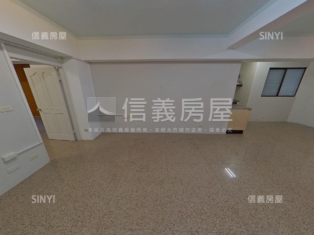 文化中心旁正路金店面房屋室內格局與周邊環境