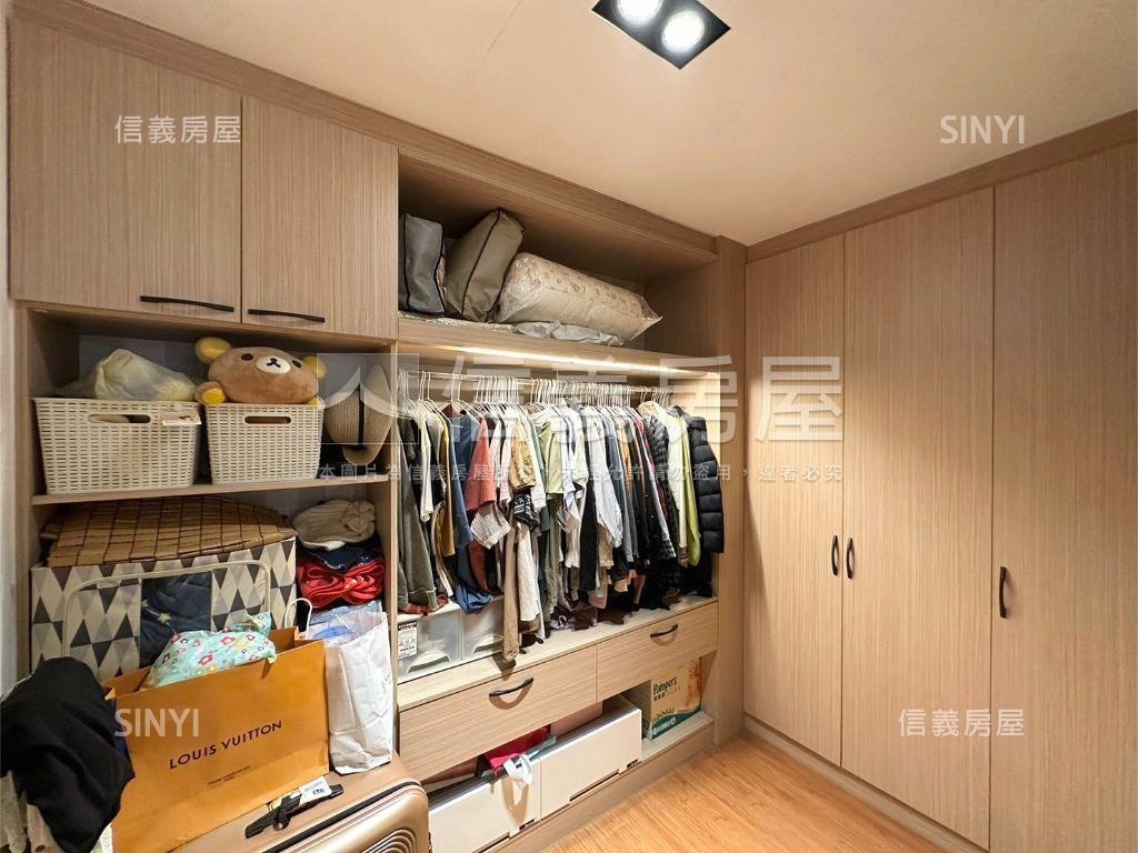 大時代大坪數四房平車房屋室內格局與周邊環境