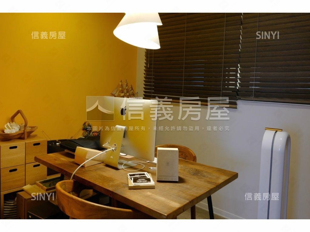 天墅Ｅ＊景觀美屋四房車位房屋室內格局與周邊環境