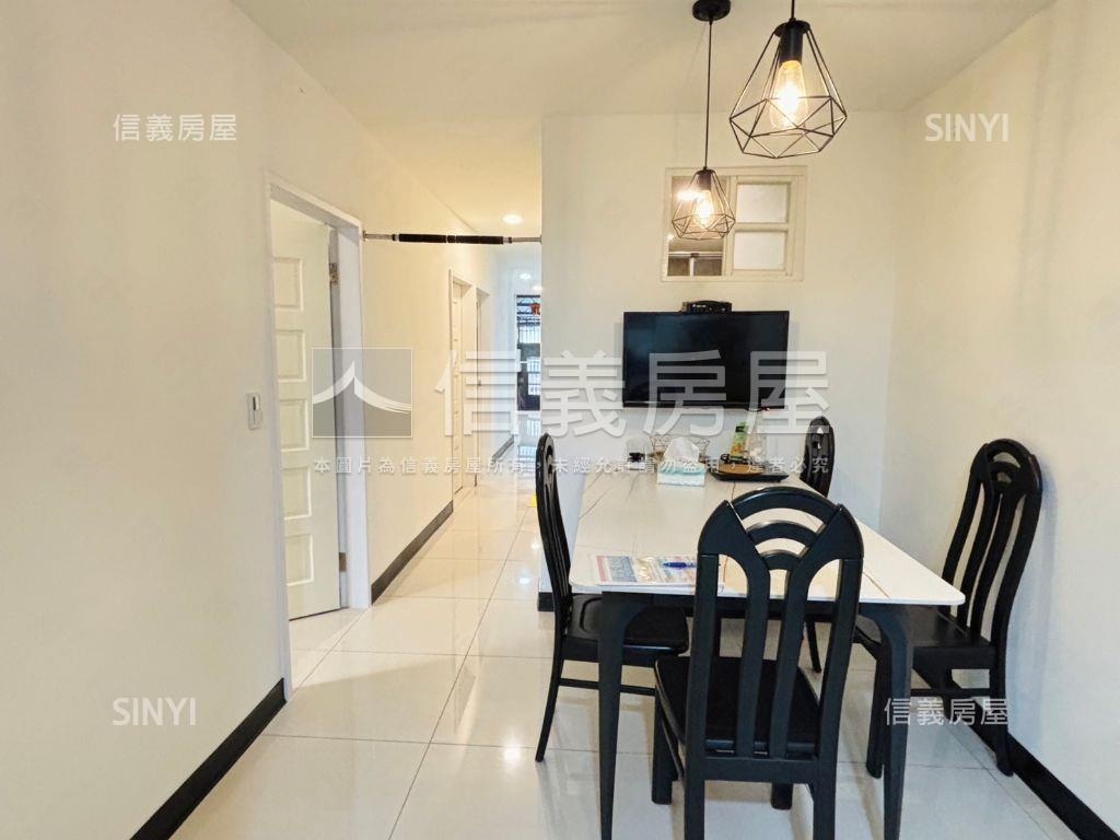 近捷運美妝彩光一樓房屋室內格局與周邊環境