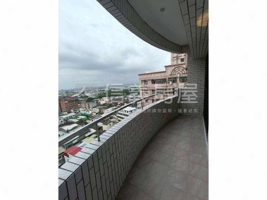 內壢太陽村精美次頂樓４房房屋室內格局與周邊環境