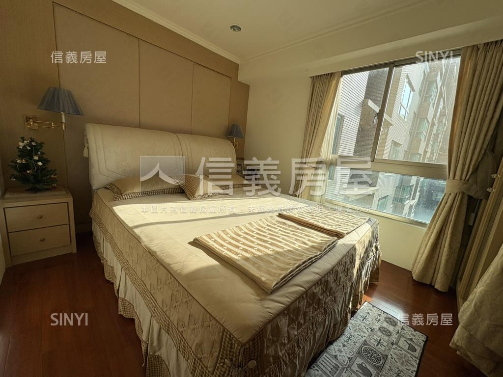 亞昕水花園４房雙車位房屋室內格局與周邊環境