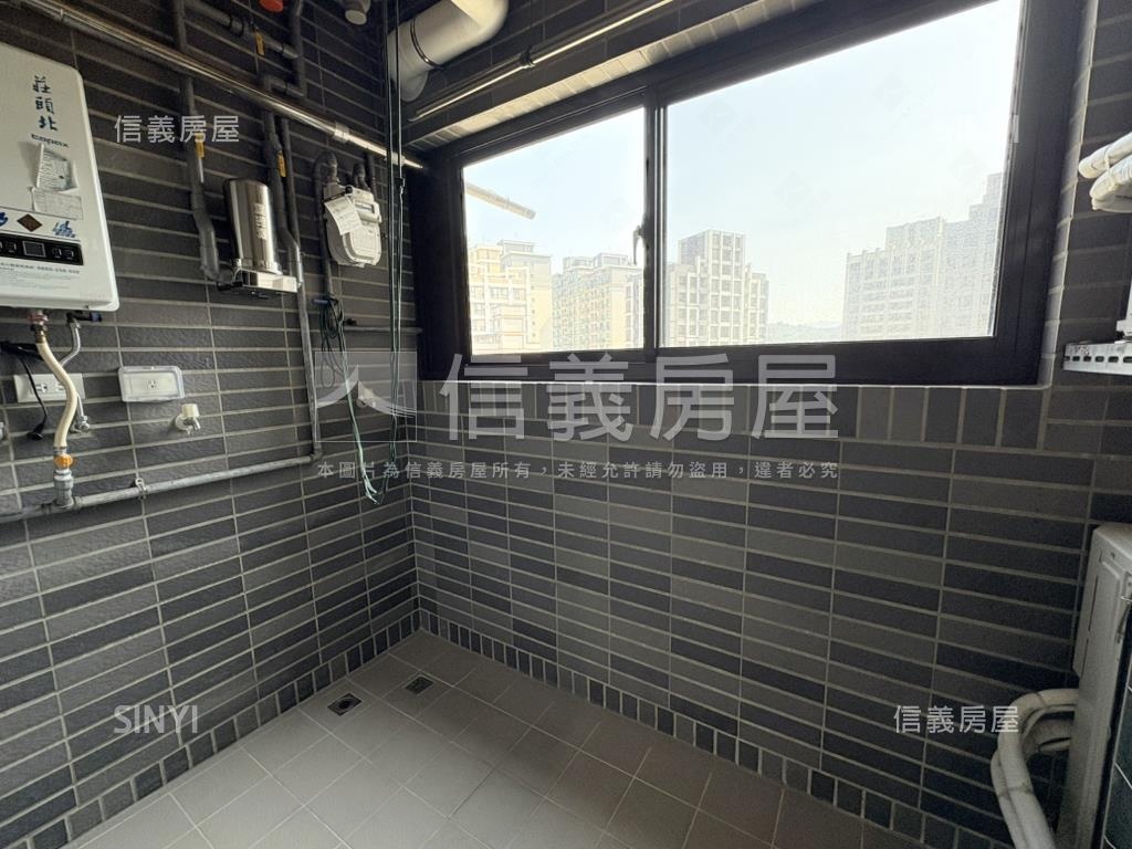 櫻花學樹景寧靜三房房屋室內格局與周邊環境