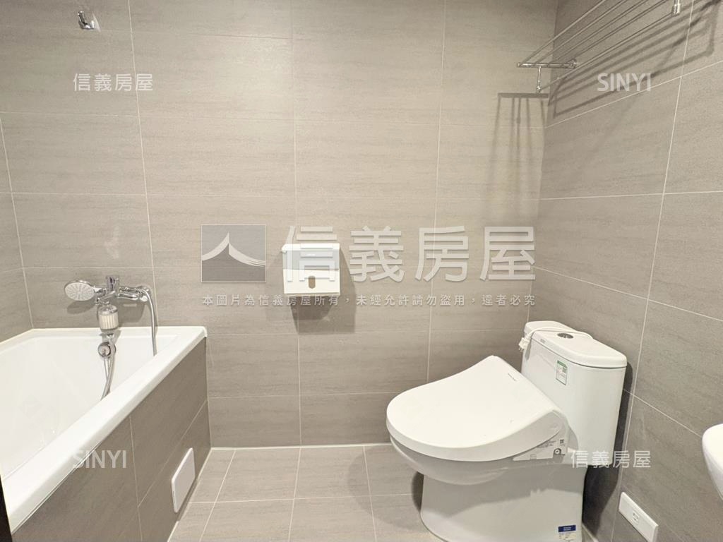 櫻花學樹景寧靜三房房屋室內格局與周邊環境