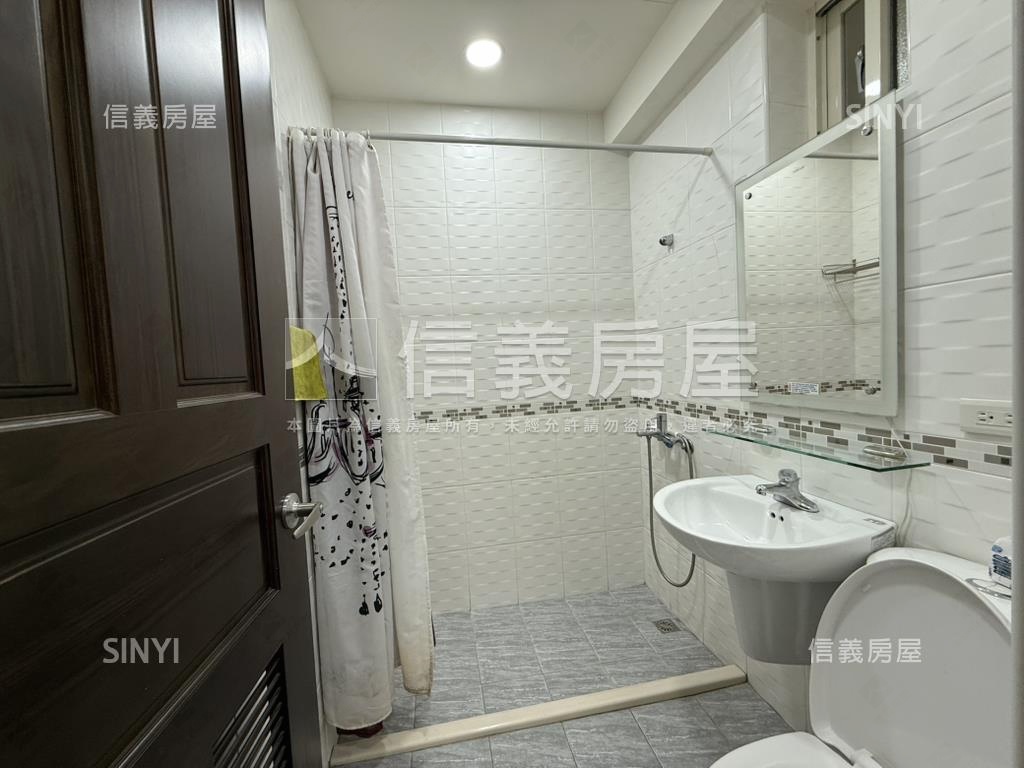 新泰路靜巷美寓２樓房屋室內格局與周邊環境