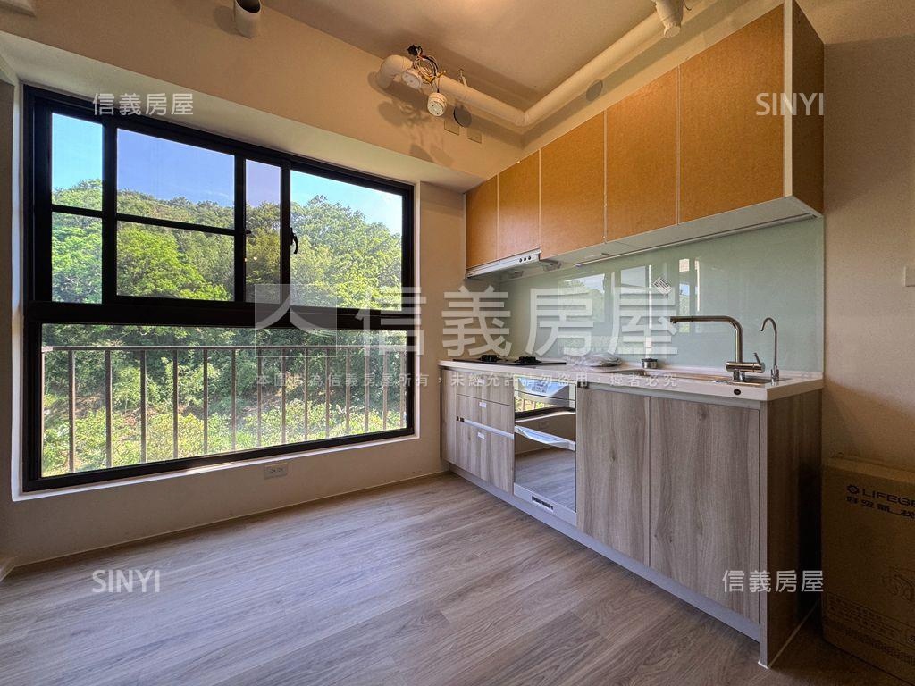 捷運宅兩房車位房屋室內格局與周邊環境