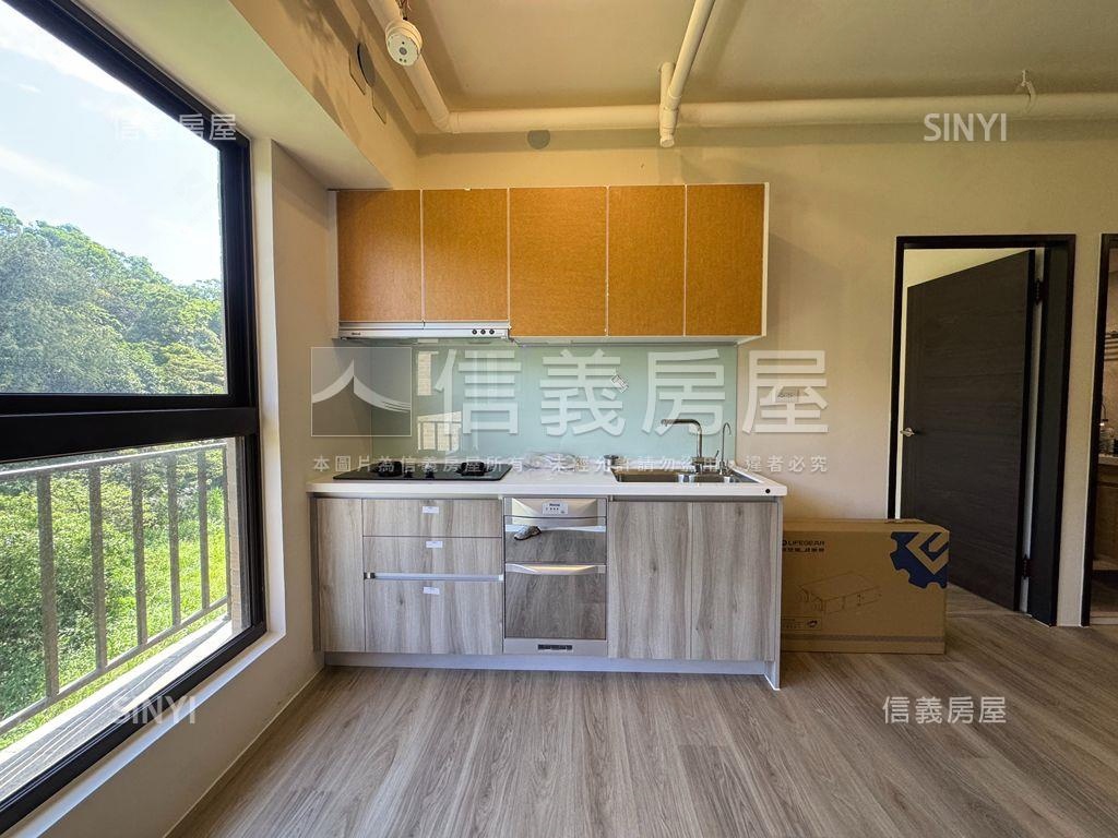 捷運宅兩房車位房屋室內格局與周邊環境