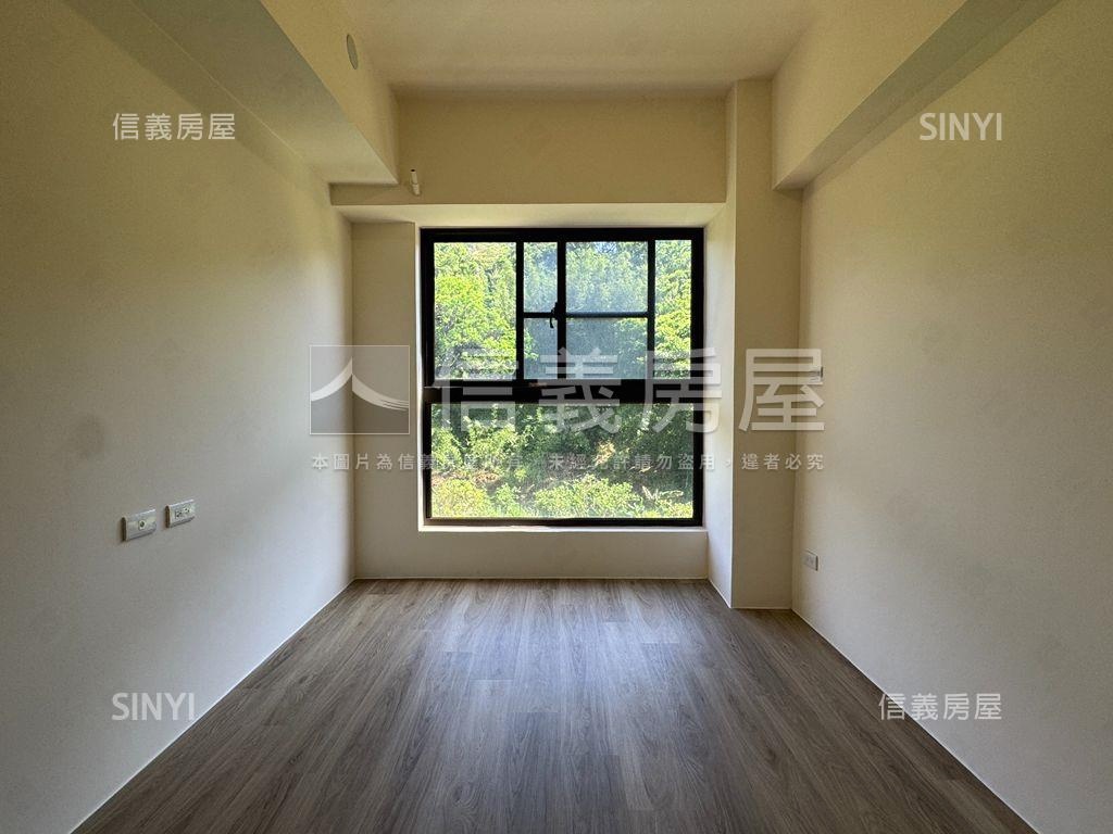 捷運宅兩房車位房屋室內格局與周邊環境