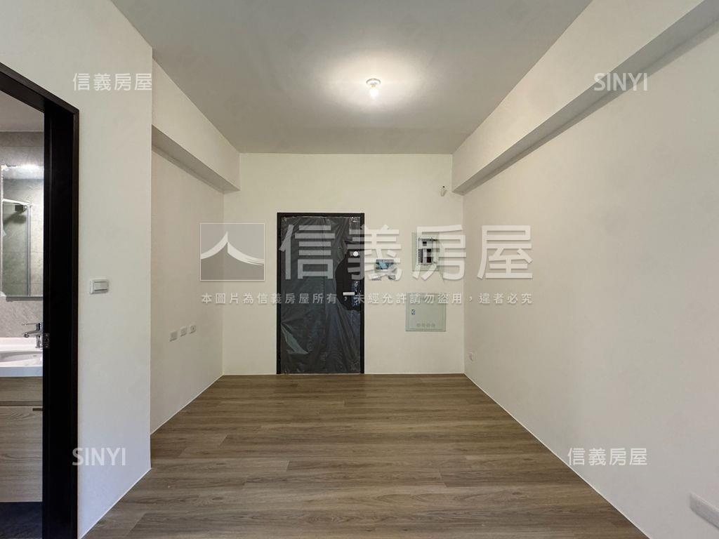 捷運宅兩房車位房屋室內格局與周邊環境