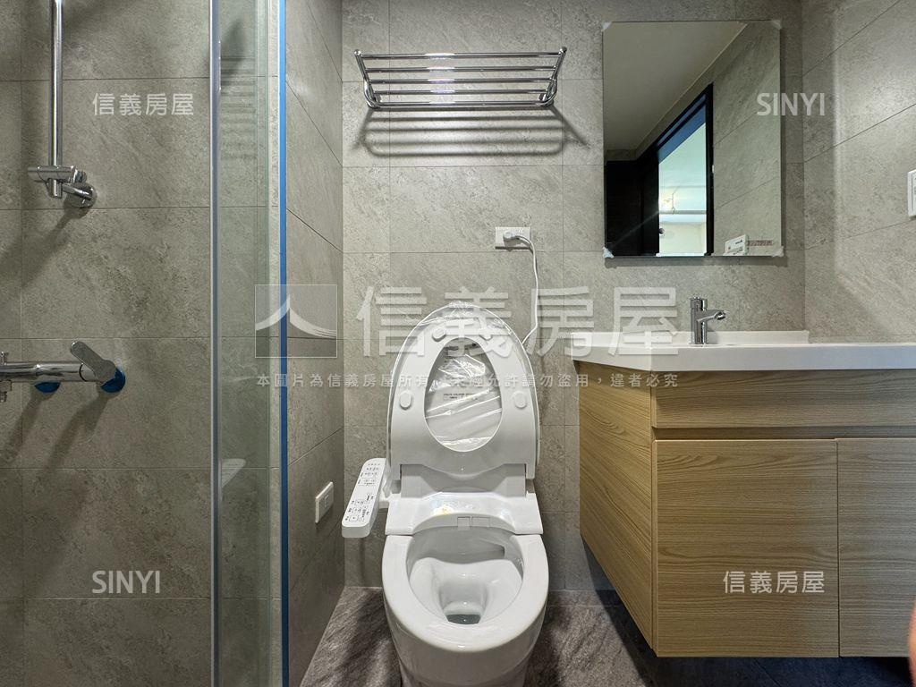 捷運宅兩房車位房屋室內格局與周邊環境