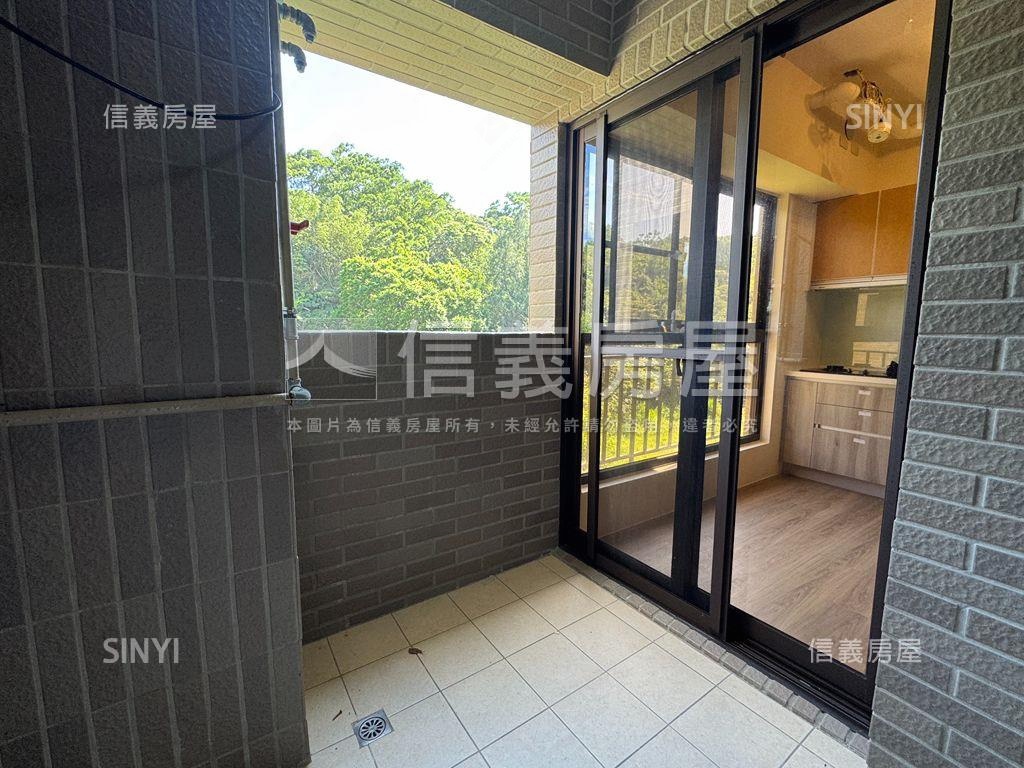 捷運宅兩房車位房屋室內格局與周邊環境