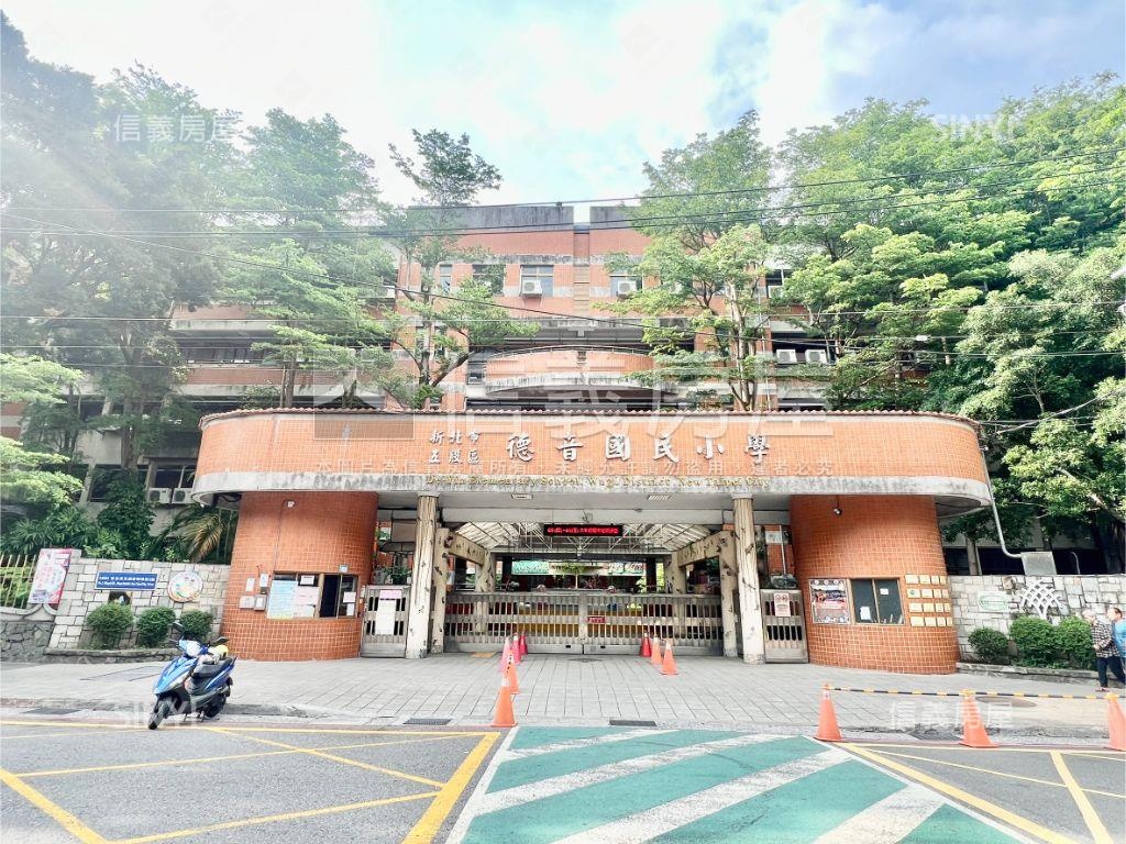 台北我的家３＋１附車位房屋室內格局與周邊環境