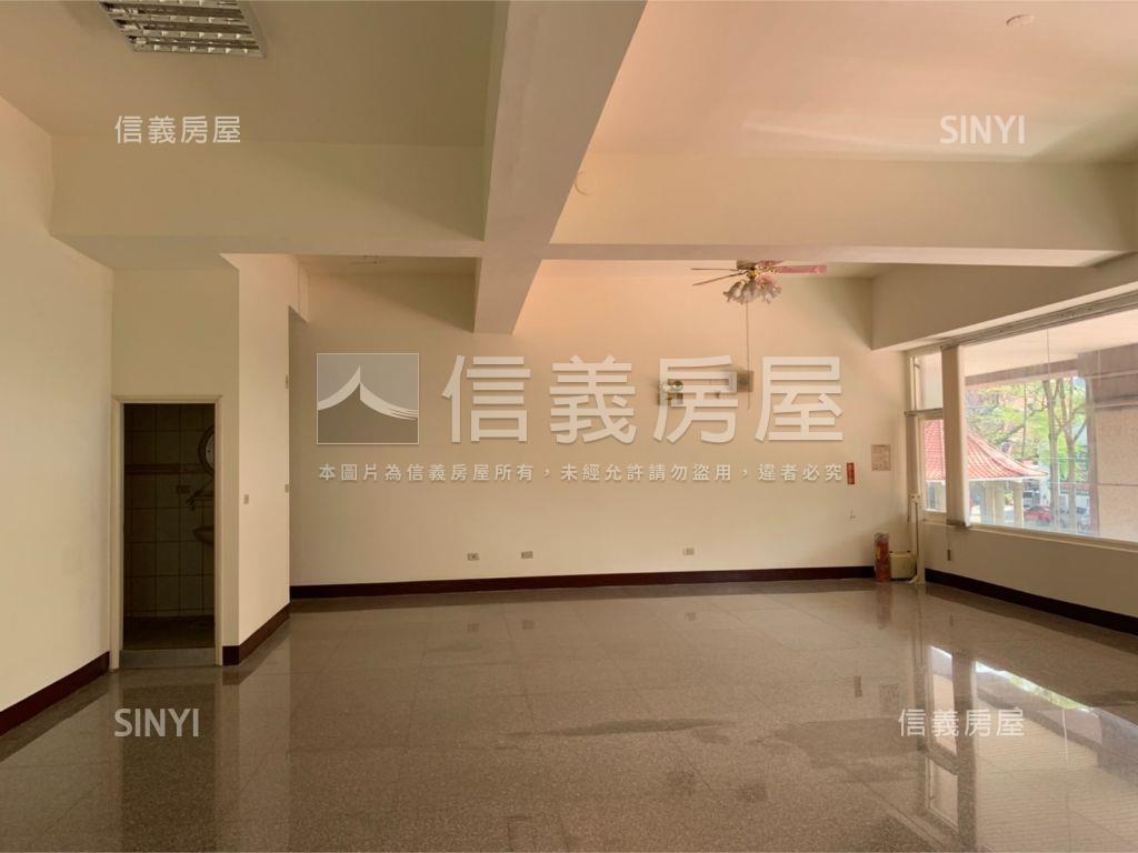 桃園龜山區公所旁面寬店辦房屋室內格局與周邊環境